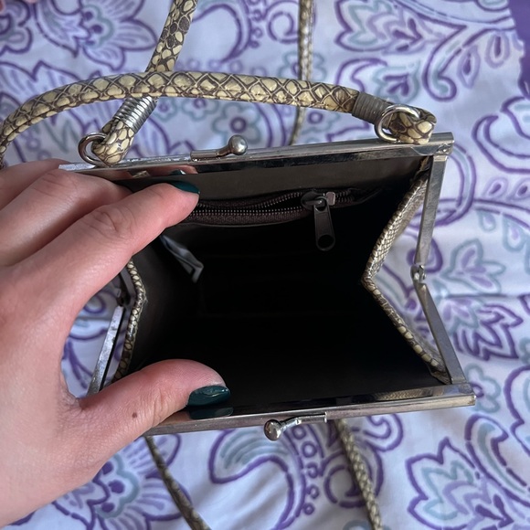 Printed purse - Picture 2 of 2